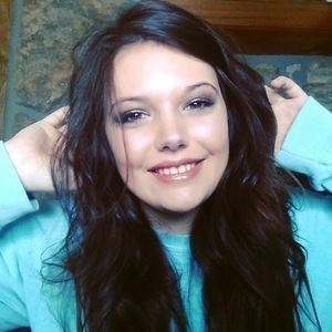 Meet your Posher, Katelyn